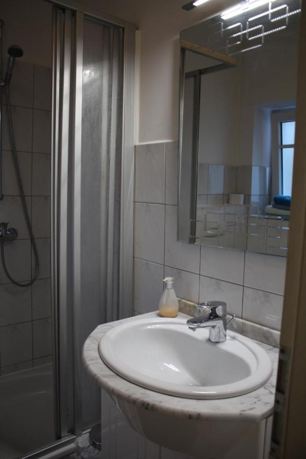 Sohre Otel Hamburg Dış mekan fotoğraf